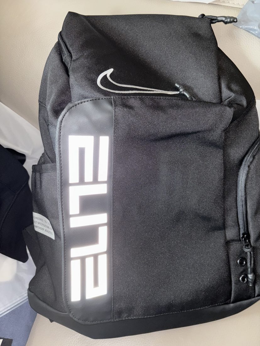 Nike Elite Bag